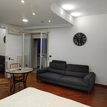 Monovano Eumorfia Apartman Triggiano Kültér fotó
